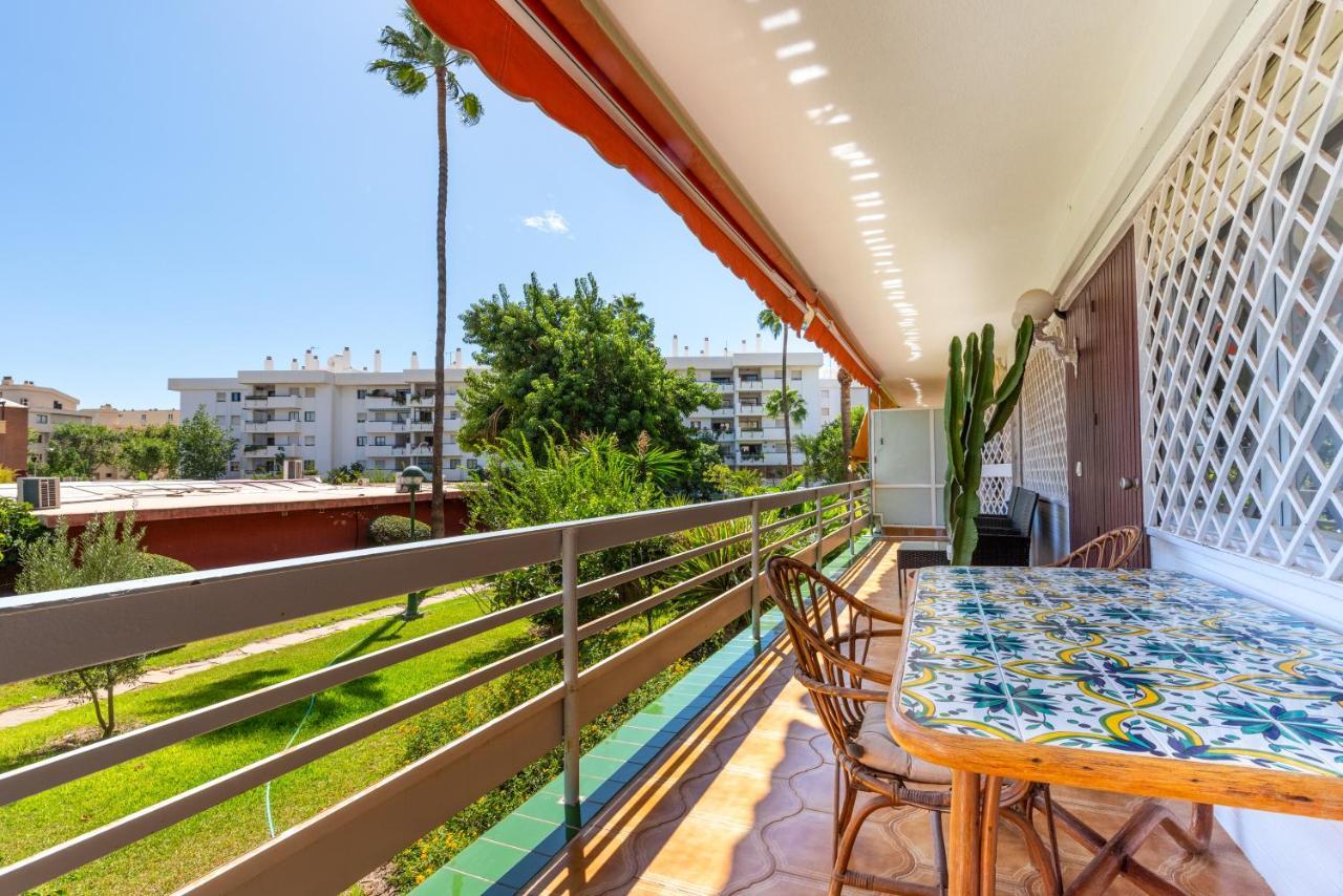 Eurosol Carihuela Apartment Торемолинос Екстериор снимка