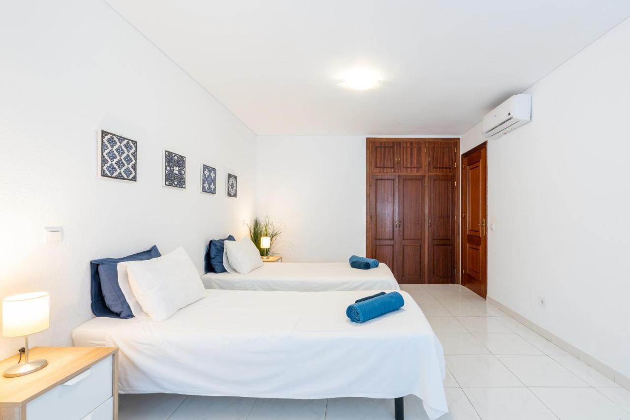 Eurosol Carihuela Apartment Торемолинос Екстериор снимка