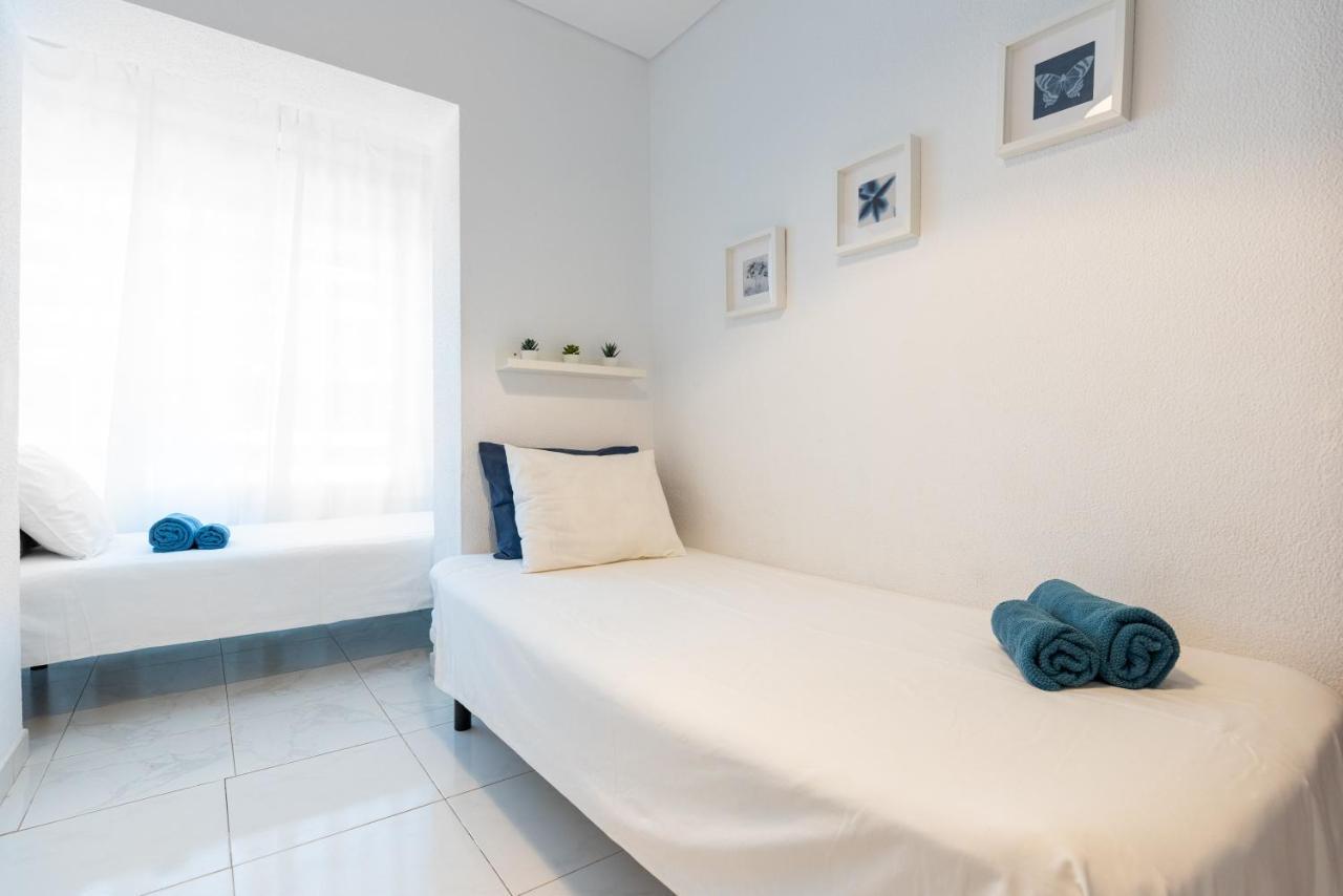 Eurosol Carihuela Apartment Торемолинос Екстериор снимка