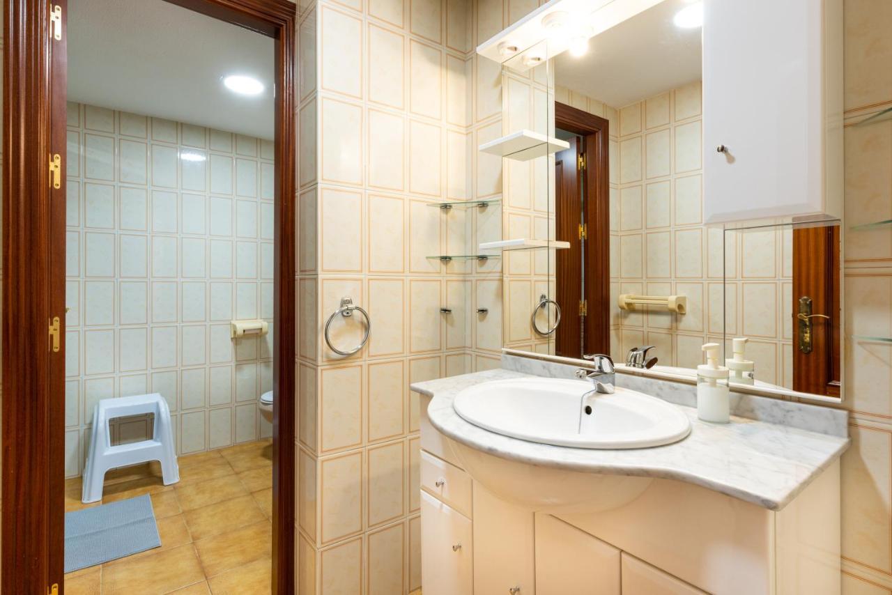 Eurosol Carihuela Apartment Торемолинос Екстериор снимка